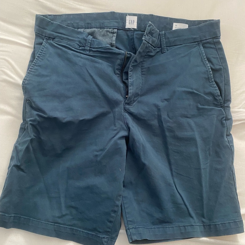 Men’s GAP shorts